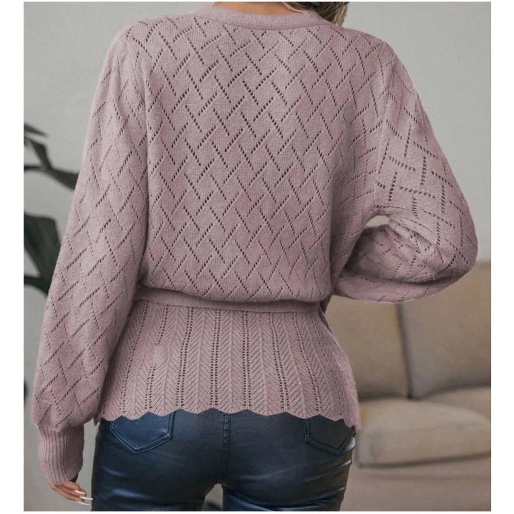 Cozy Scallop Hem Belted Sweater Top - Picture 8 of 9